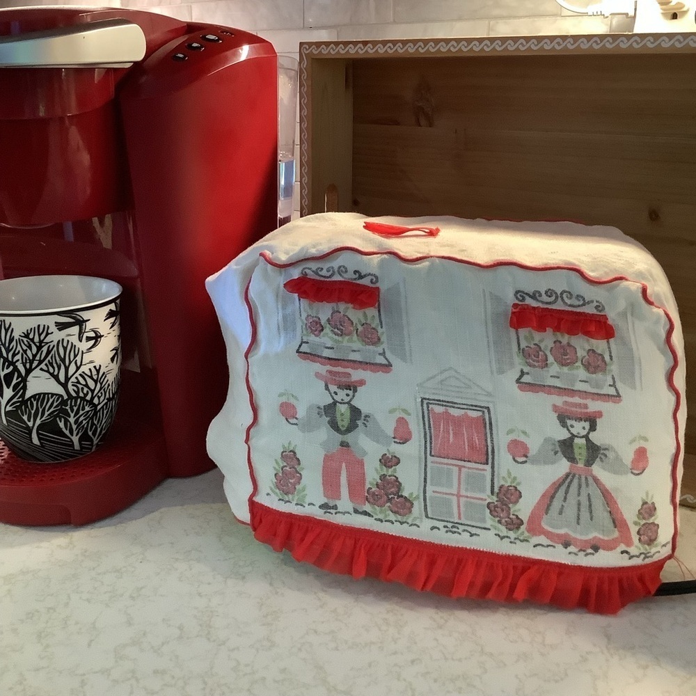 Vintage Red & White Kitschy Toaster Cozie Cover